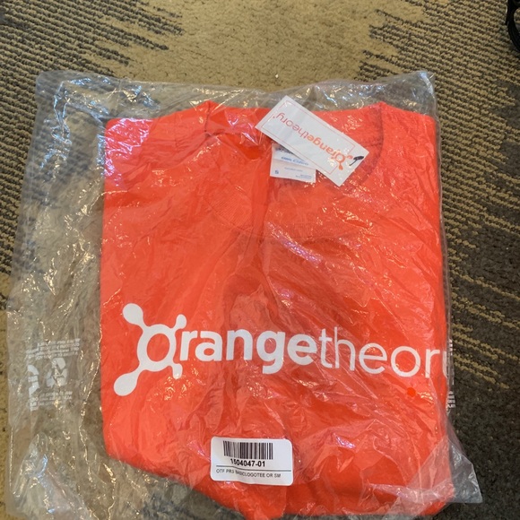 Brand new Orange Theory Unisex shirt - Picture 5 of 5